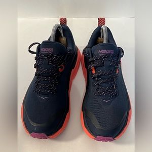 Hoka One women’s Challenger ATR 6 Running Shoes